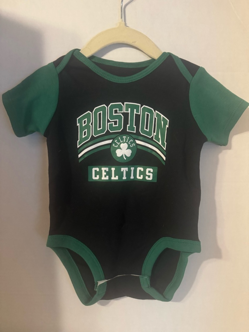 NBA Boston Celtics Infant Bodysuit - Black & Green